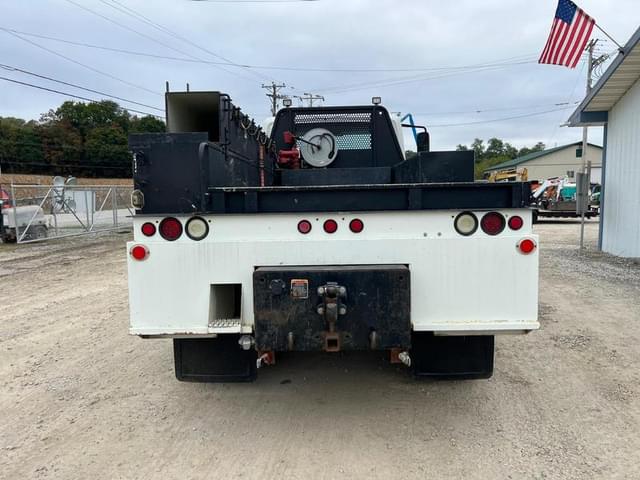 Image of International 4300 equipment image 3