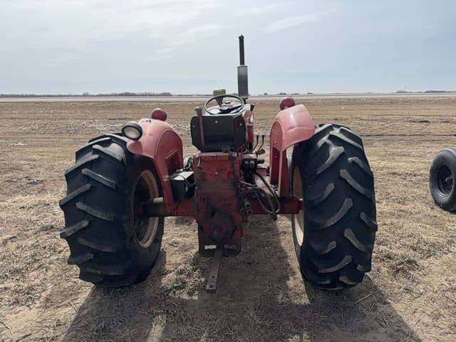 Image of International Harvester 544 equipment image 2