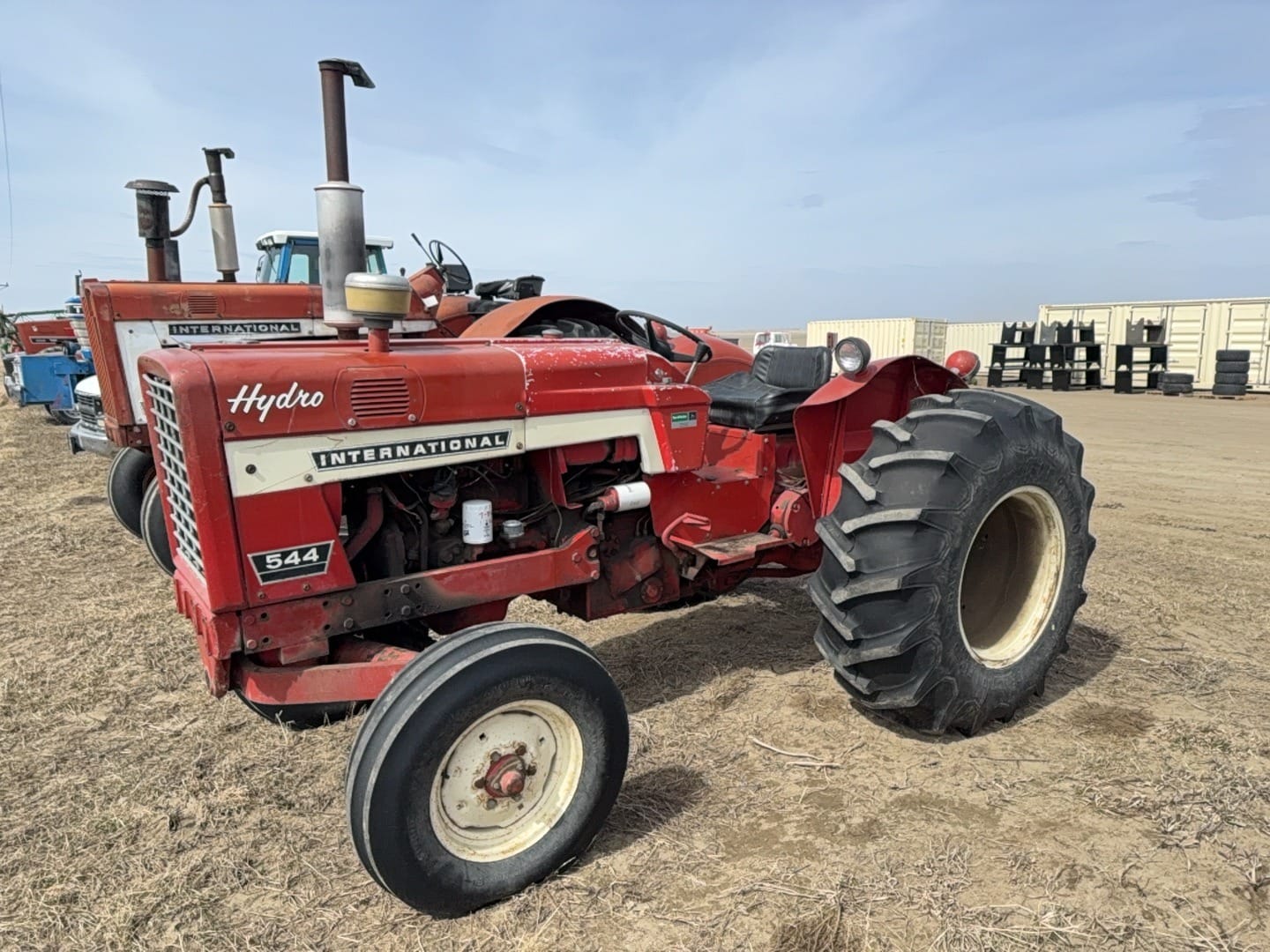 International Harvester 544 Equipment Image0