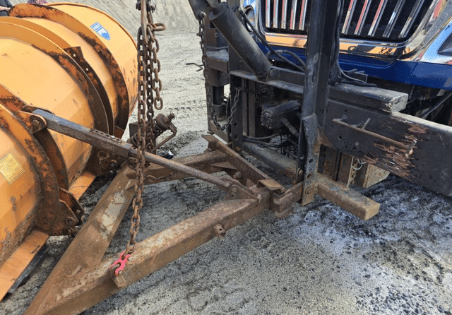 Image of International 7600 equipment image 4