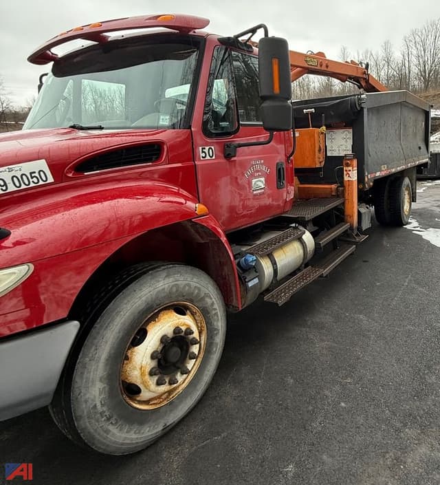 Image of International Durastar 4300 equipment image 4