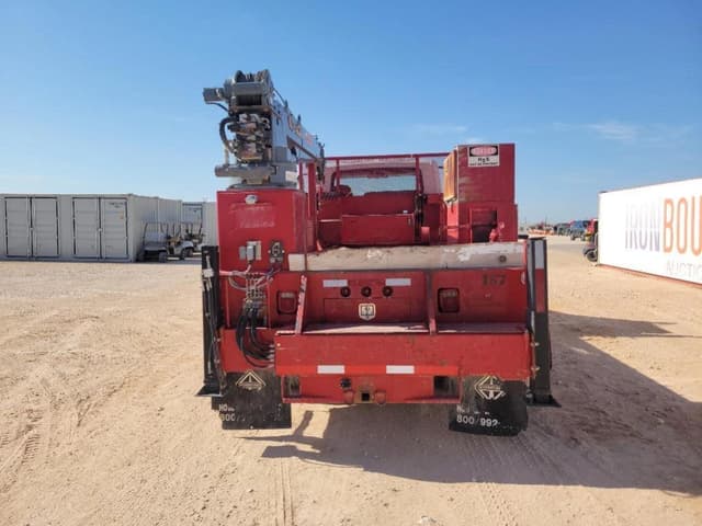 Image of International Durastar 4300 equipment image 3