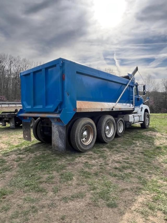 Image of International HX620 equipment image 1