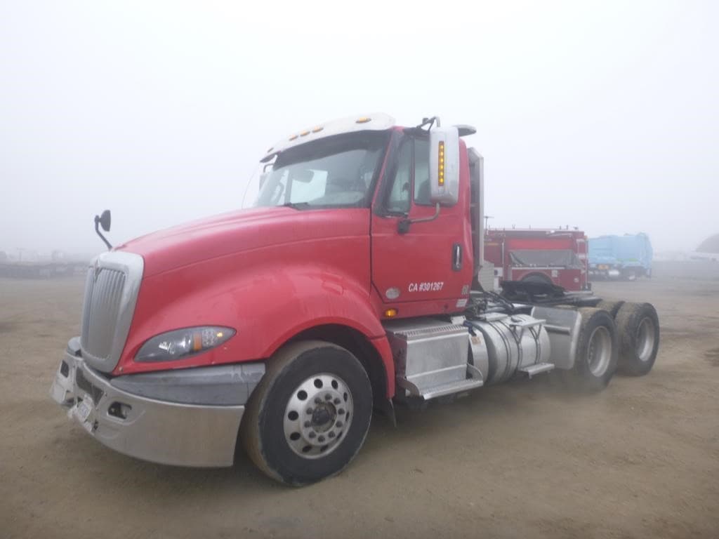 Image of International ProStar Plus 122 Primary image