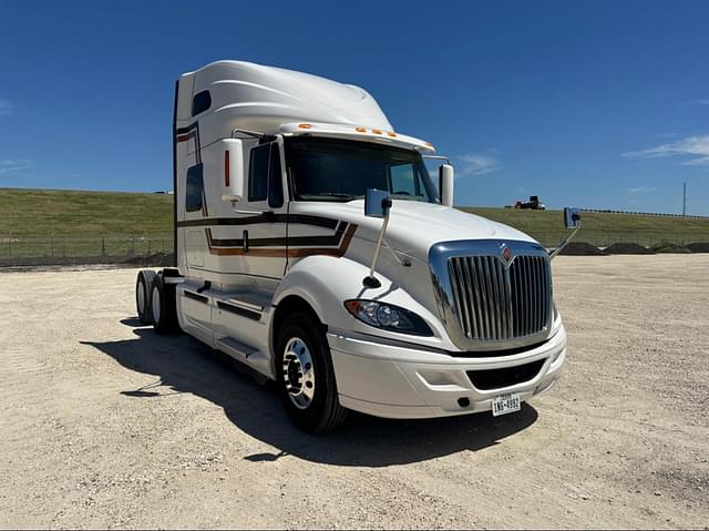 Image of International ProStar equipment image 2