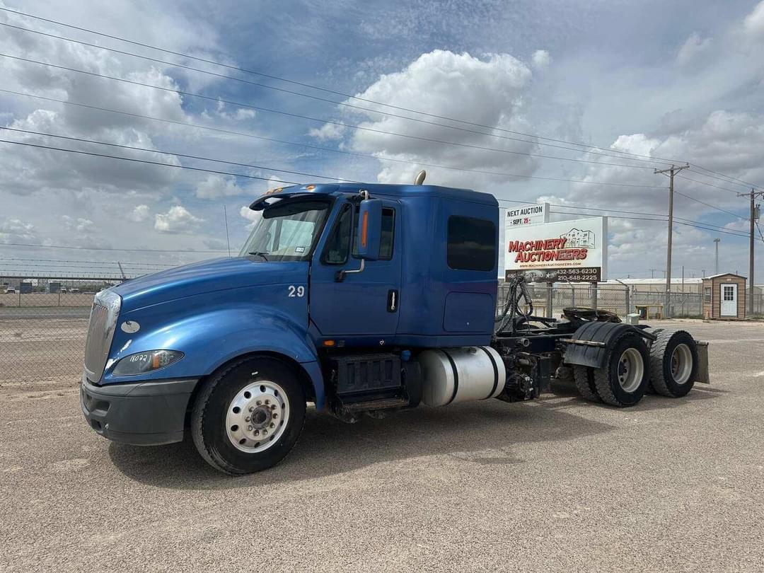 Image of International ProStar Primary image