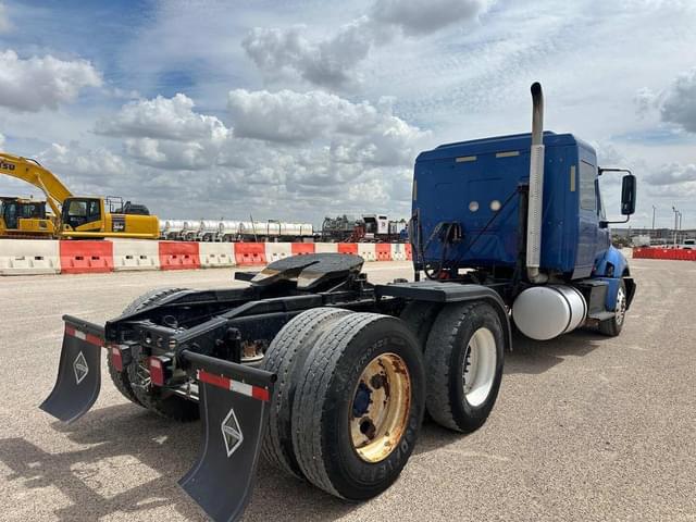 Image of International ProStar equipment image 3