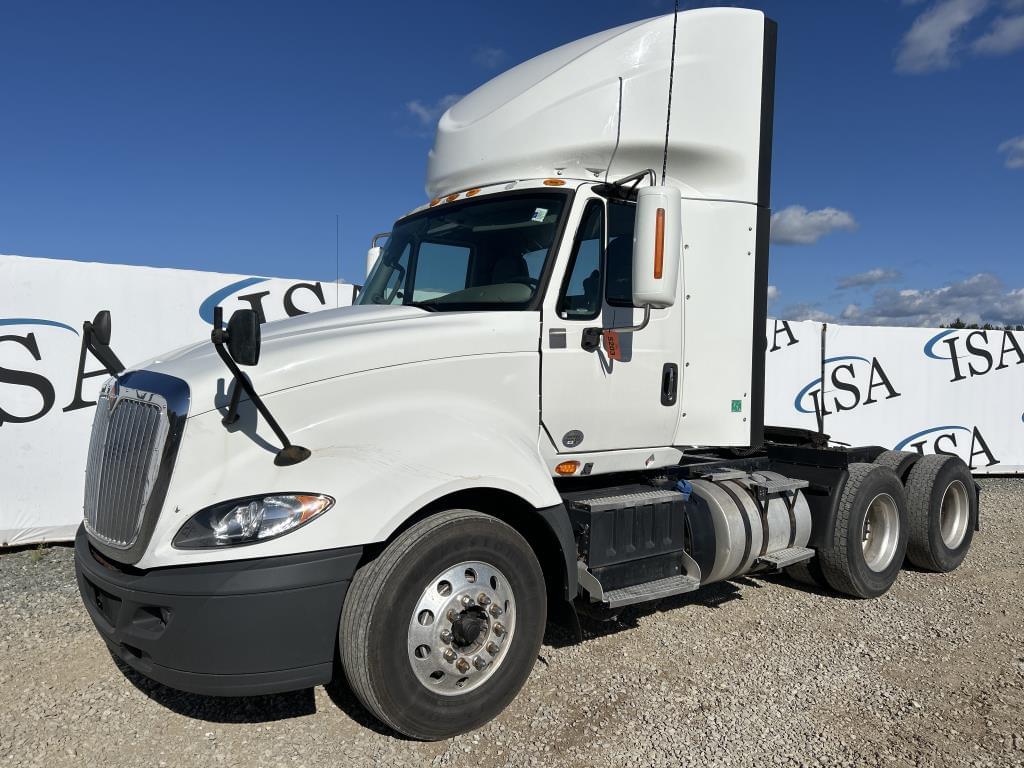 Image of International ProStar Plus 122 Primary image