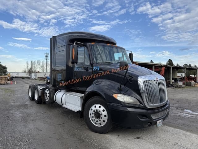 Image of International ProStar+ 113 equipment image 2