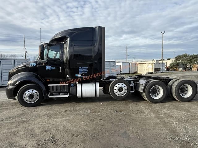 Image of International ProStar+ 113 equipment image 1