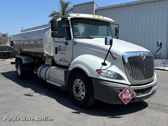 Image of International ProStar equipment image 2