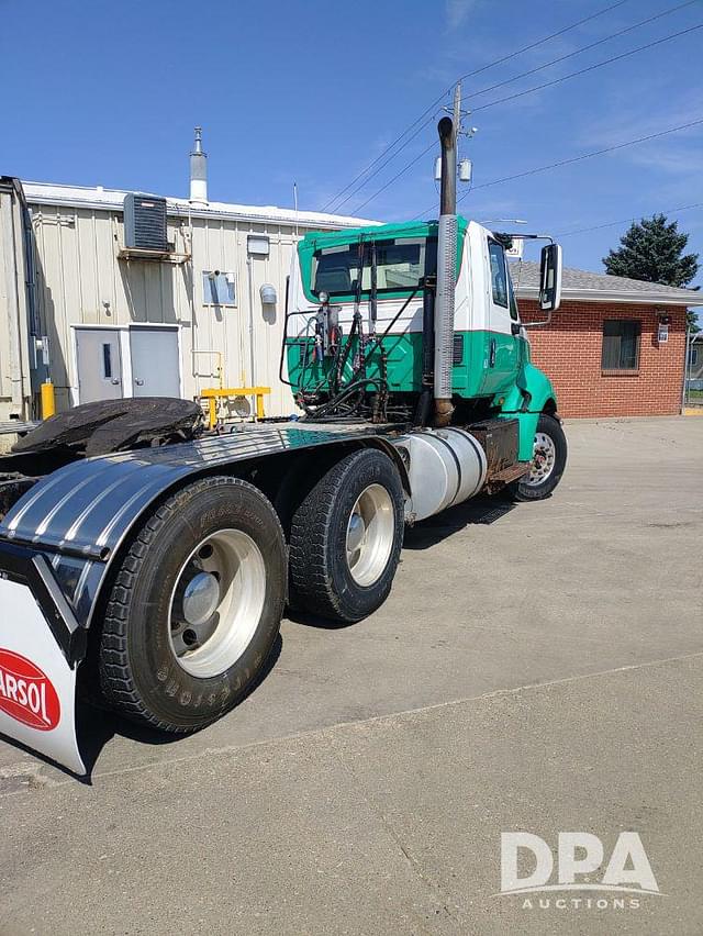 Image of International ProStar equipment image 2