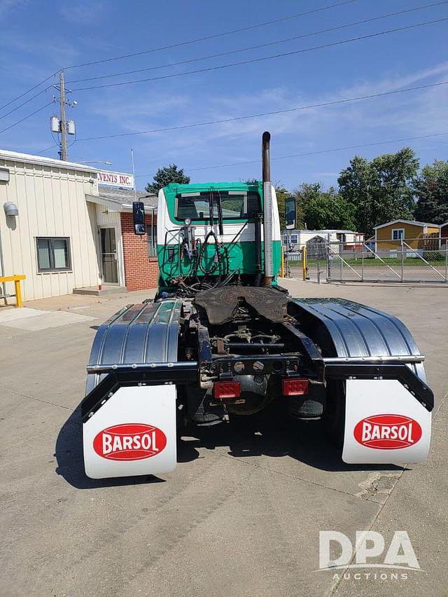 Image of International ProStar equipment image 3