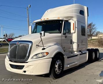 Main image International ProStar Plus 122