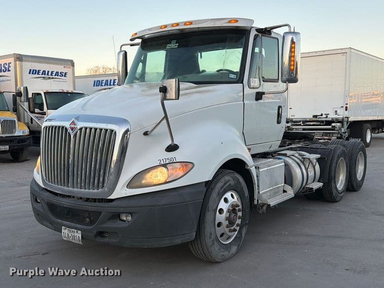 Image of International ProStar Plus 122 Primary image