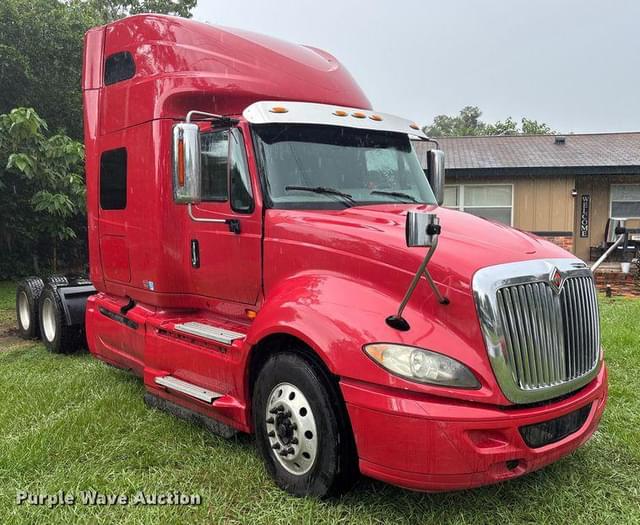 Image of International ProStar Plus 122 equipment image 2