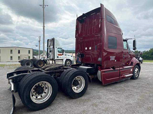 Image of International Prostar Plus equipment image 3