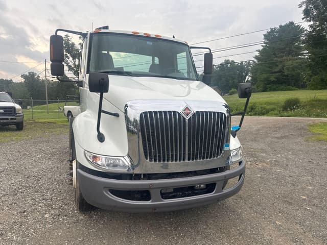 Image of International  Transtar 8600 equipment image 2