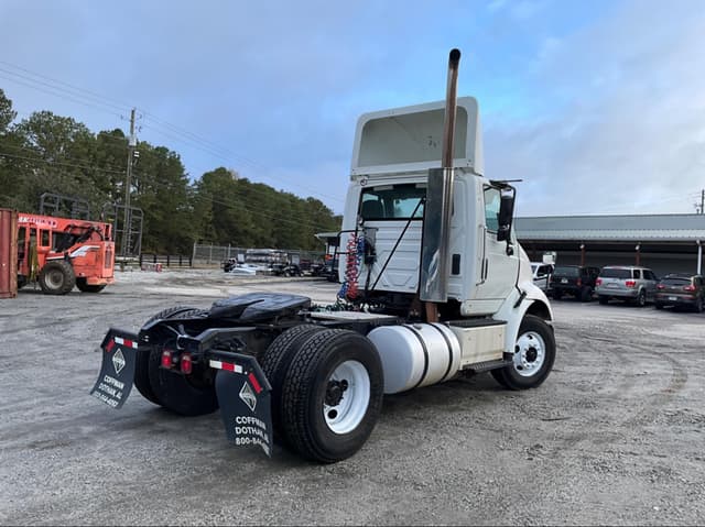 Image of International  Transtar 8600 equipment image 3