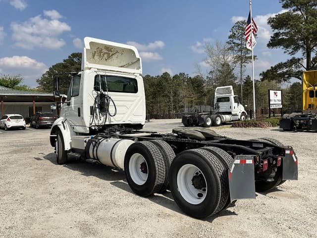 Image of International  Transtar 8600 equipment image 2