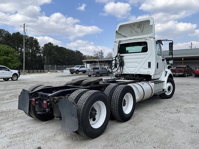 Image of International Transtar 8600 equipment image 4