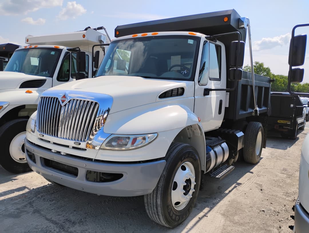 Image of International Workstar 7400 Primary image