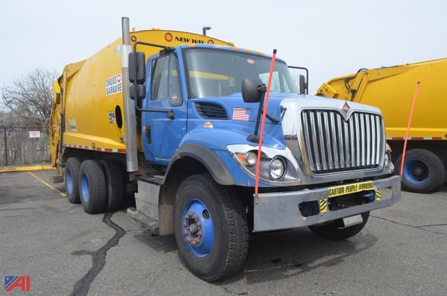 Image of International Workstar 7500 equipment image 3