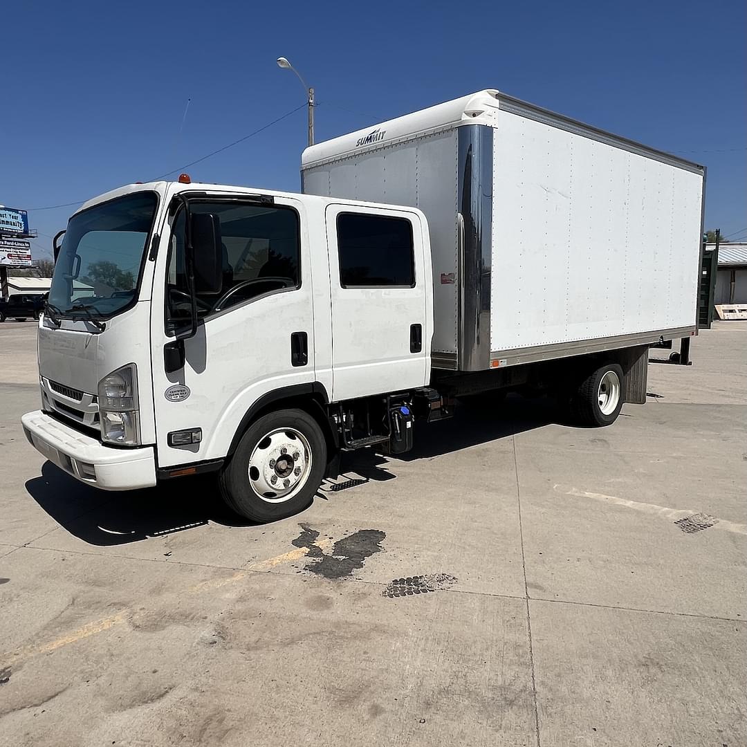 Image of Isuzu NQR Primary image