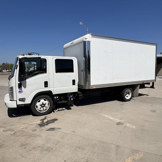 Image of Isuzu NQR equipment image 3