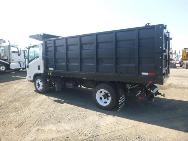Image of Isuzu NQR equipment image 3