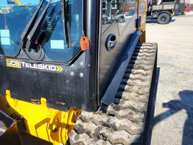 Image of JCB 3TS-8T equipment image 2