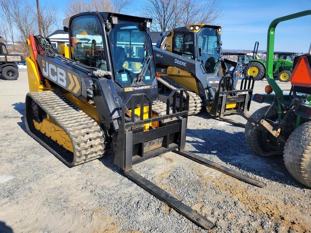 2017 JCB 3TS-8T Equipment Image0