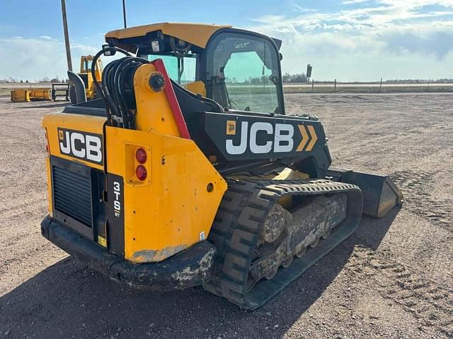 Image of JCB 3TS-8T equipment image 2