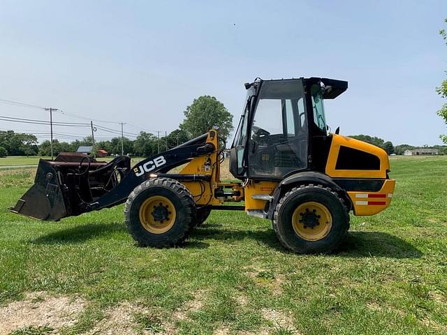 Image of JCB 409 equipment image 2