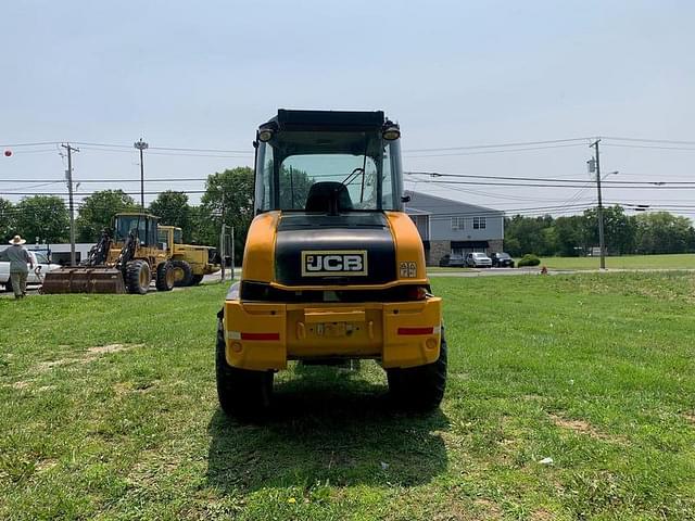 Image of JCB 409 equipment image 3