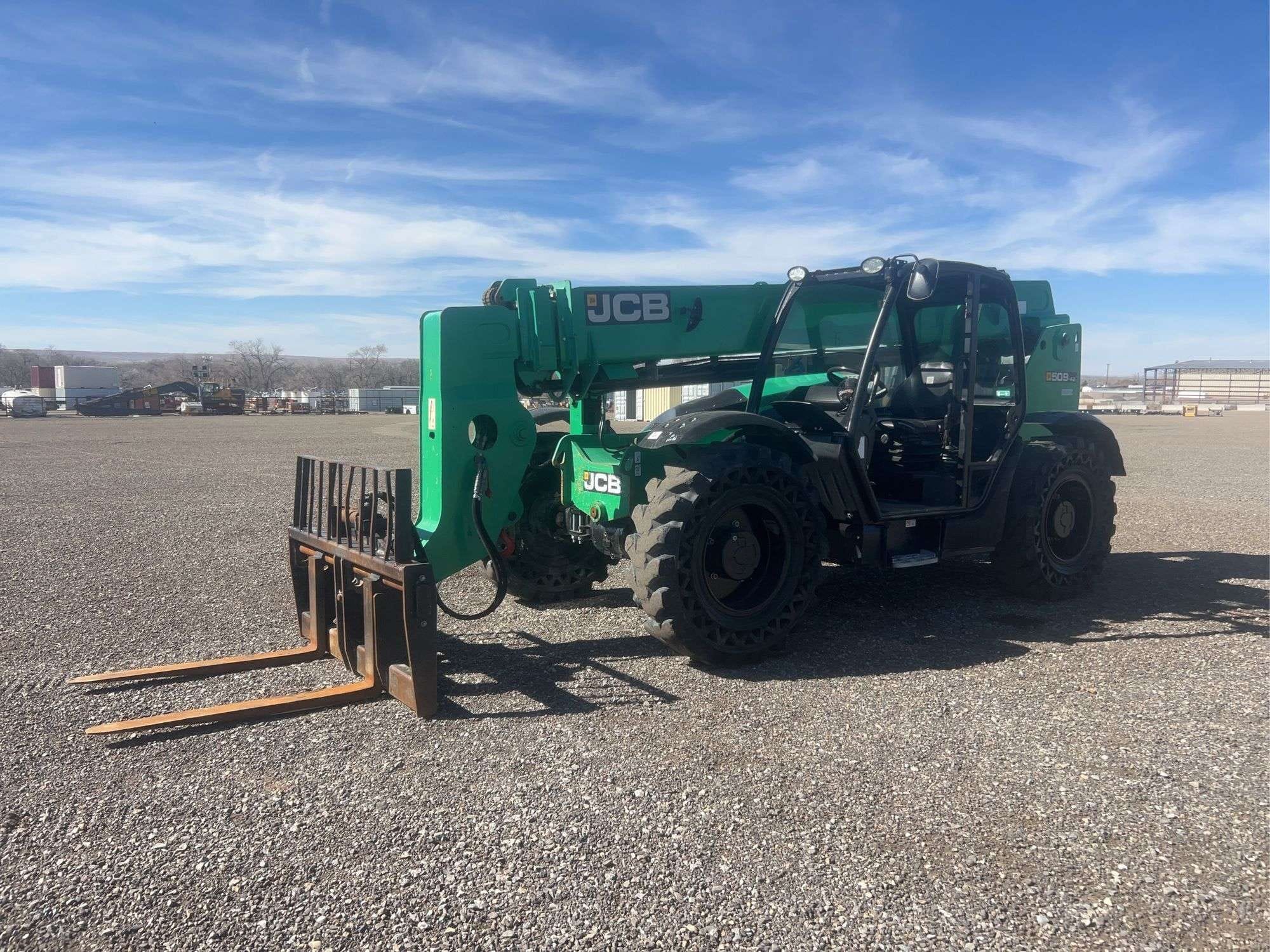 2017 JCB 509-42 Equipment Image0