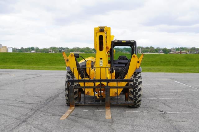 Image of JCB 510-56 equipment image 2