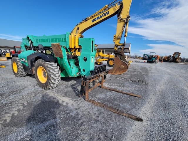 Image of JCB 510-56 equipment image 1