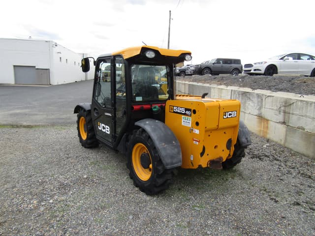 Image of JCB 525-60 Agri Plus equipment image 3