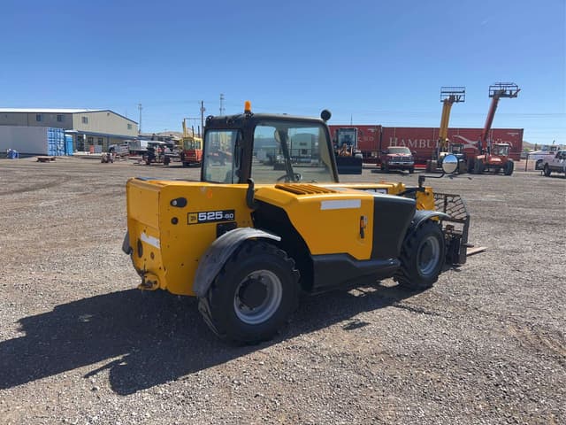 Image of JCB 525-60 equipment image 2
