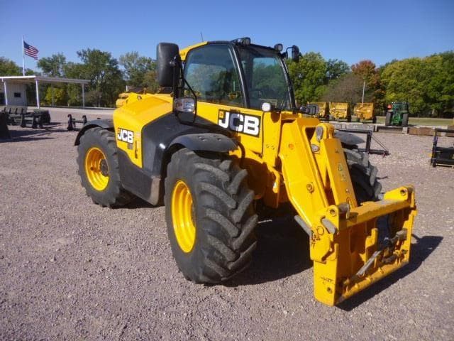 Image of JCB 541-70 Agri Plus equipment image 2