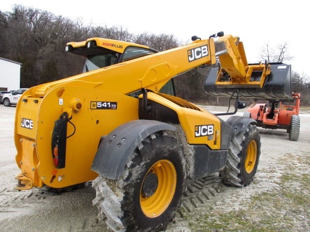 Image of JCB 541-70 Agri Plus equipment image 3