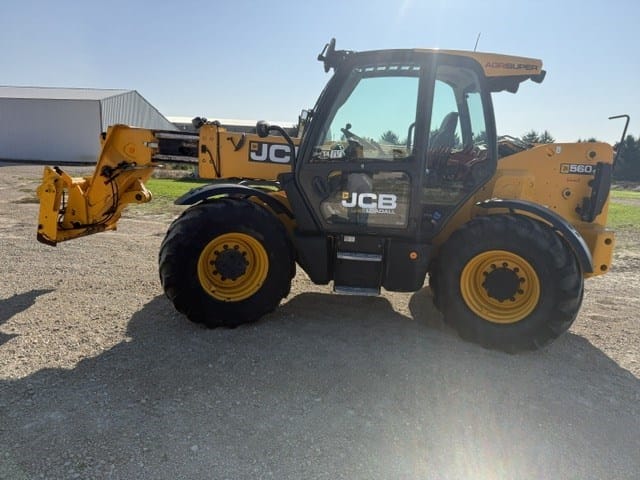 2017 JCB 560-80 Agri Super Equipment Image0