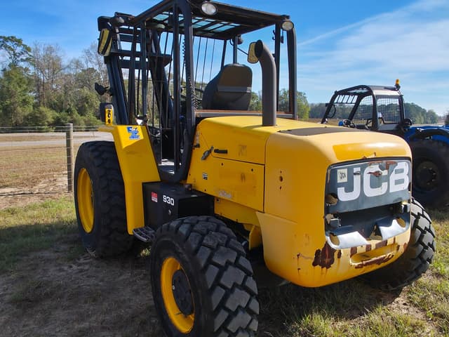 Image of JCB 930 equipment image 2
