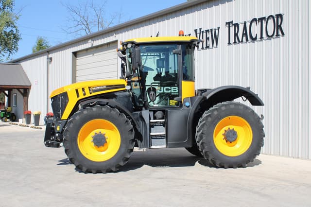 Image of JCB Fastrac 4220 equipment image 4