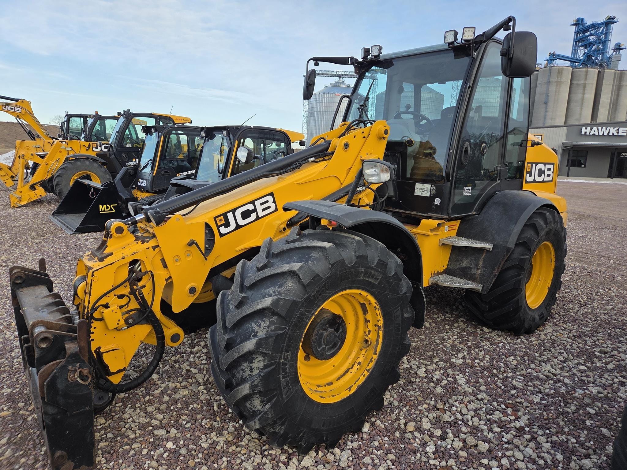 2017 JCB TM320 Agri Equipment Image0