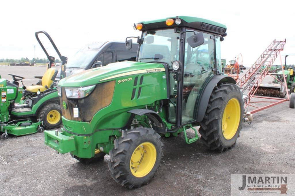 Image of John Deere 5090GV Primary image
