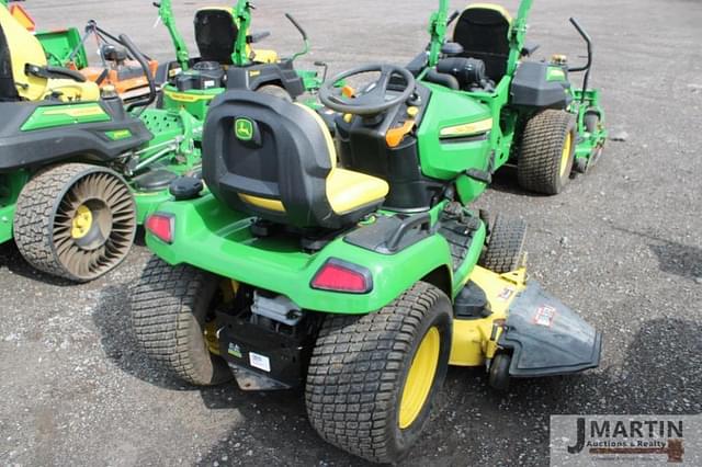 Image of John Deere X570 equipment image 3
