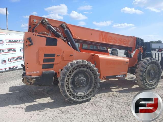 Image of JLG 10054 equipment image 4