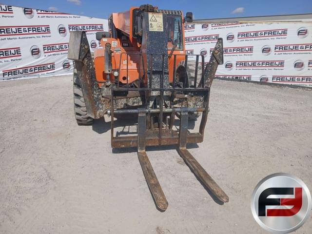 Image of JLG 10054 equipment image 2